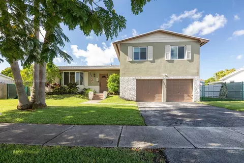 13670 SW 79th St, Miami, FL 33183