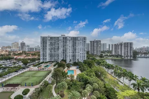 2801 NE 183rd St #1212W, Aventura, FL 33160