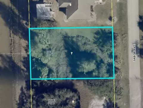 6021 Tabor Ave, Fort Myers, FL 33905