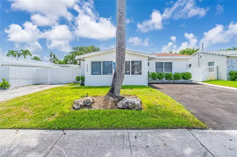 1539-1541 NE 15th Ave, Fort Lauderdale, FL 33304