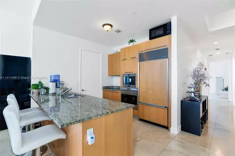 15811 Collins Ave #3202, Sunny Isles Beach, FL 33160