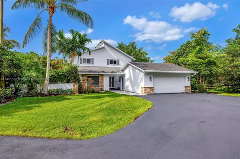 12200 NW 4th St, Plantation, FL 33325