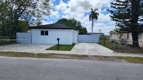 822 SW 6th St, Homestead, FL 33030