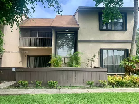 2361 Bayberry Dr #2361, Pembroke Pines, FL 33024