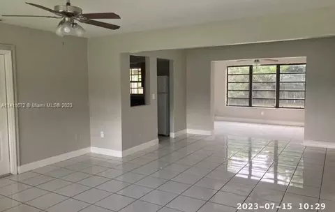 2925 Utopia Dr, Miramar, FL 33023 photo 2