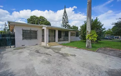 255 E 18 St, Hialeah, FL 33010 photo 3
