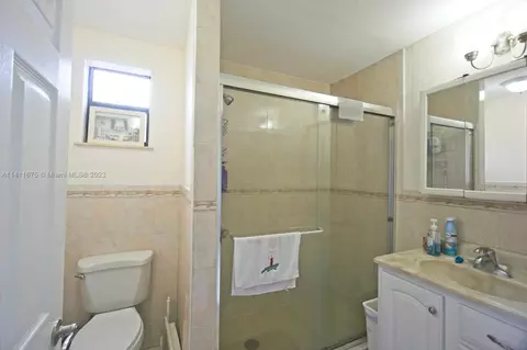 255 E 18 St, Hialeah, FL 33010 photo 24
