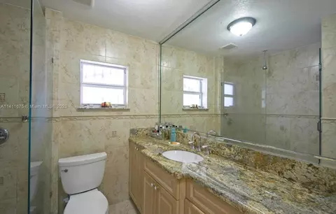 255 E 18 St, Hialeah, FL 33010 photo 12