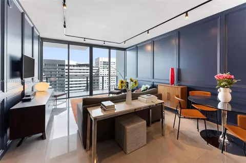 88 SW 7th St #1708, Miami, FL 33130