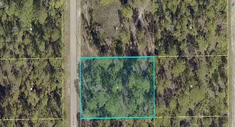 912 State Ave, Lehigh Acres, FL 33972