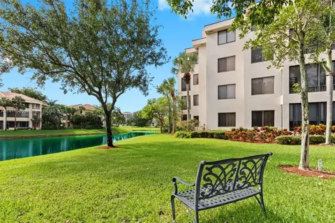 7546 La Paz Blvd #403, Boca Raton, FL 33433