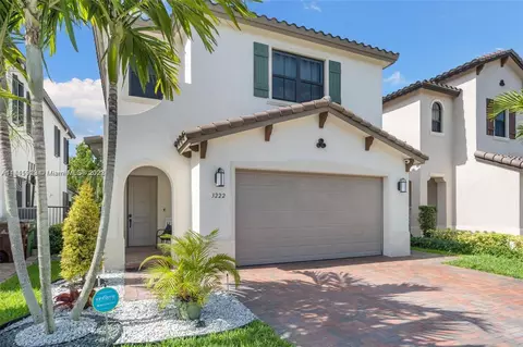 3222 W 99th Pl, Hialeah, FL 33018 photo 1