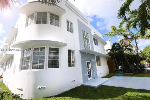 600 15th St #8, Miami Beach, FL 33139