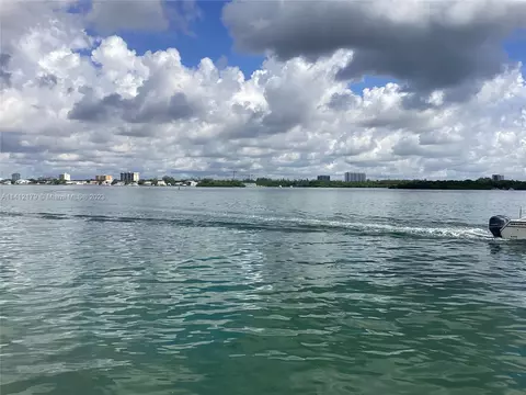 10350 W Bay Harbor Dr #PH-N, Bay Harbor Islands, FL 33154