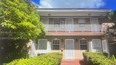 7 Salamanca Ave, Coral Gables, FL 33134