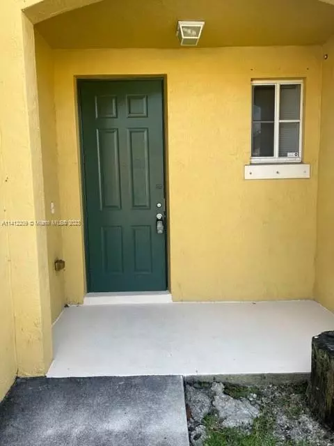 6044 SW 19th Ct, North Lauderdale, FL 33068
