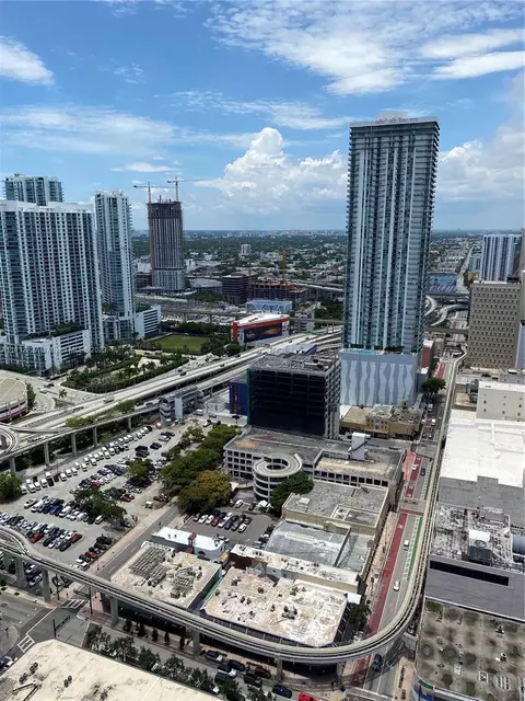 151 SE 1st St #3411, Miami, FL 33131