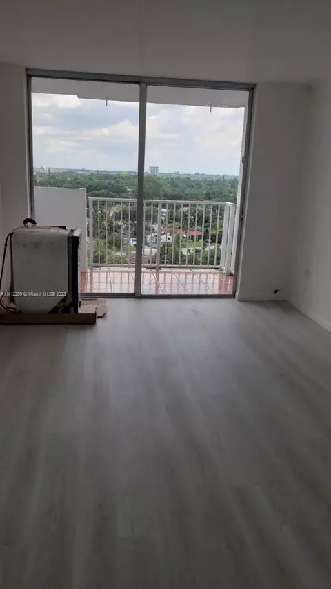1200 NE Miami Gardens Dr #1005W, Miami, FL 33179