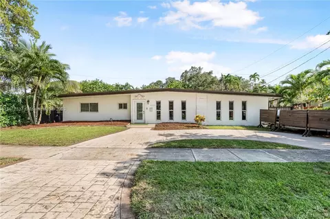 2160 NE 191st Dr, North Miami Beach, FL 33179