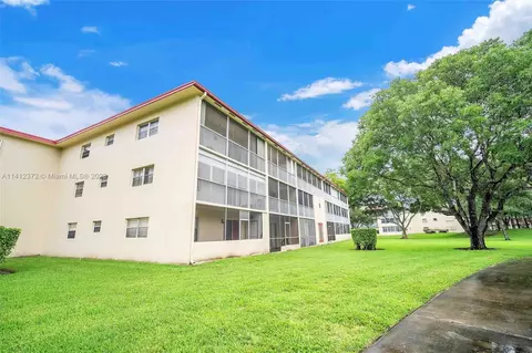 13300 SW 1st St #208O, Pembroke Pines, FL 33027