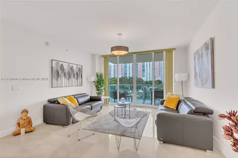 Undisclosed, Aventura, FL 33180