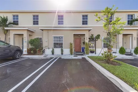 469 NE 5th Pl, Florida City, FL 33034
