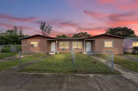 15740-15742 NW 38th Pl, Miami Gardens, FL 33054