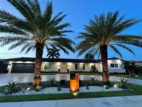 4901 Van Buren St, Hollywood, FL 33021