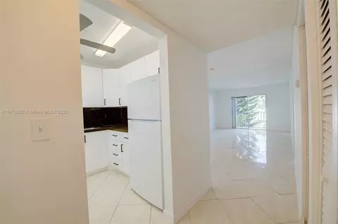 855 Euclid Ave #303, Miami Beach, FL 33139