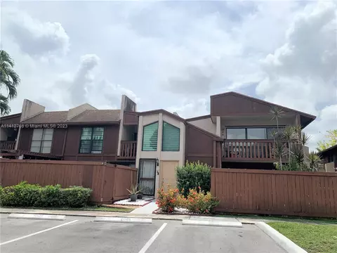 6634 SW 114th Pl #E, Miami, FL 33173