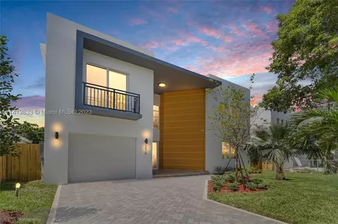 2015 SW 13th St, Miami, FL 33145