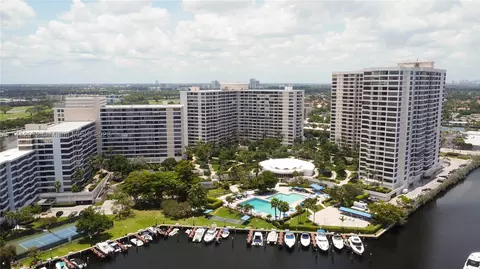 2500 Parkview Dr #510, Hallandale Beach, FL 33009