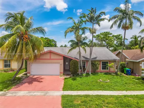 8421 NW 34th Mnr, Sunrise, FL 33351
