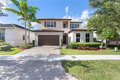 14920 SW 176th Ter, Miami, FL 33187