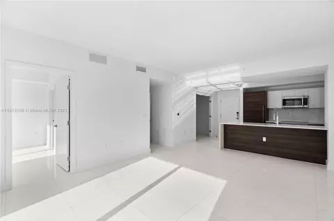 301 Altara Ave #532, Coral Gables, FL 33146