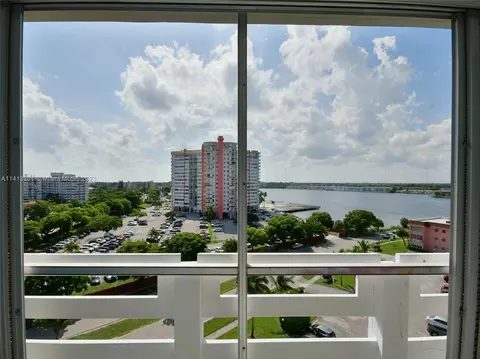 1401 NE Miami Gardens Dr #993, Miami, FL 33179
