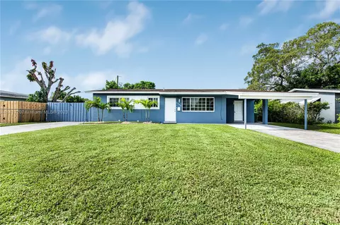6880 SW 2nd St, Pembroke Pines, FL 33023