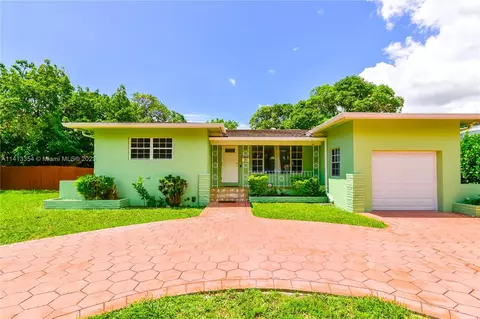 830 NE 129th St, North Miami, FL 33161