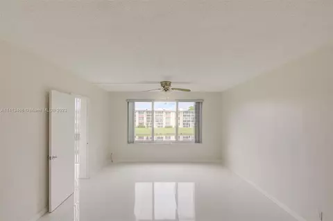 1103 NW 58th Ter #218, Sunrise, FL 33313