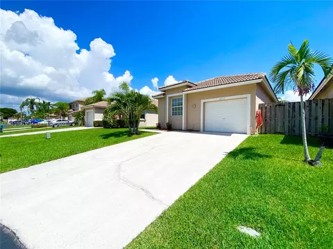 8717 SW 213th Ter, Cutler Bay, FL 33189