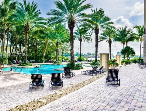 17100 N Bay Rd #1613, Sunny Isles Beach, FL 33160