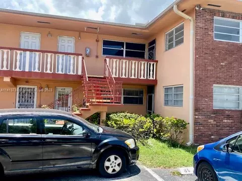 19000 NE 3rd Ct #420, Miami, FL 33179