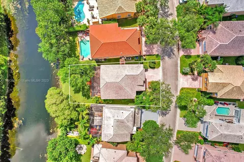 11445 NW 49th Dr, Coral Springs, FL 33076