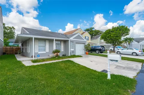 11736 SW 118th Ter, Miami, FL 33186