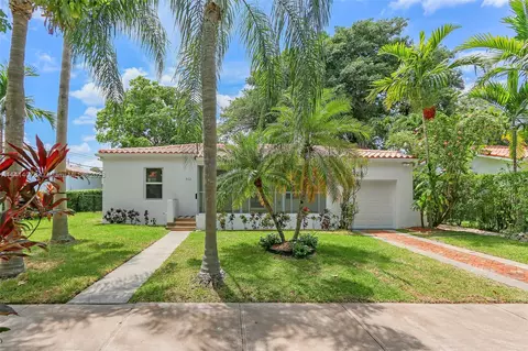 912 Alberca St, Coral Gables, FL 33134