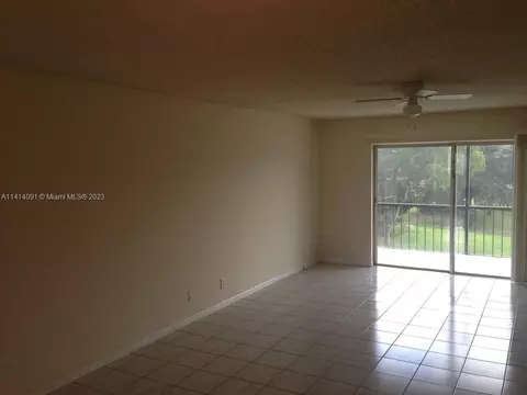 6260 S Falls Cir Dr #304, Lauderhill, FL 33319