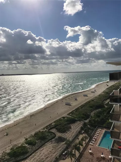 6039 Collins Ave #519, Miami Beach, FL 33140