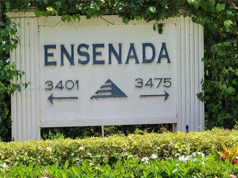 3401 N Country Club Dr #108, Aventura, FL 33180