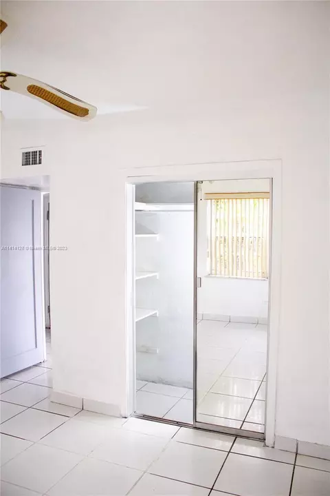 1420 E 10th Ave, Hialeah, FL 33010 photo 11