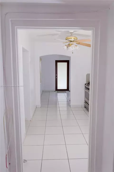 1420 E 10th Ave, Hialeah, FL 33010 photo 21